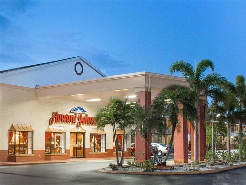 Howard Johnson By Wyndham Ft. Myers Fl Форт Майерс Екстериор снимка