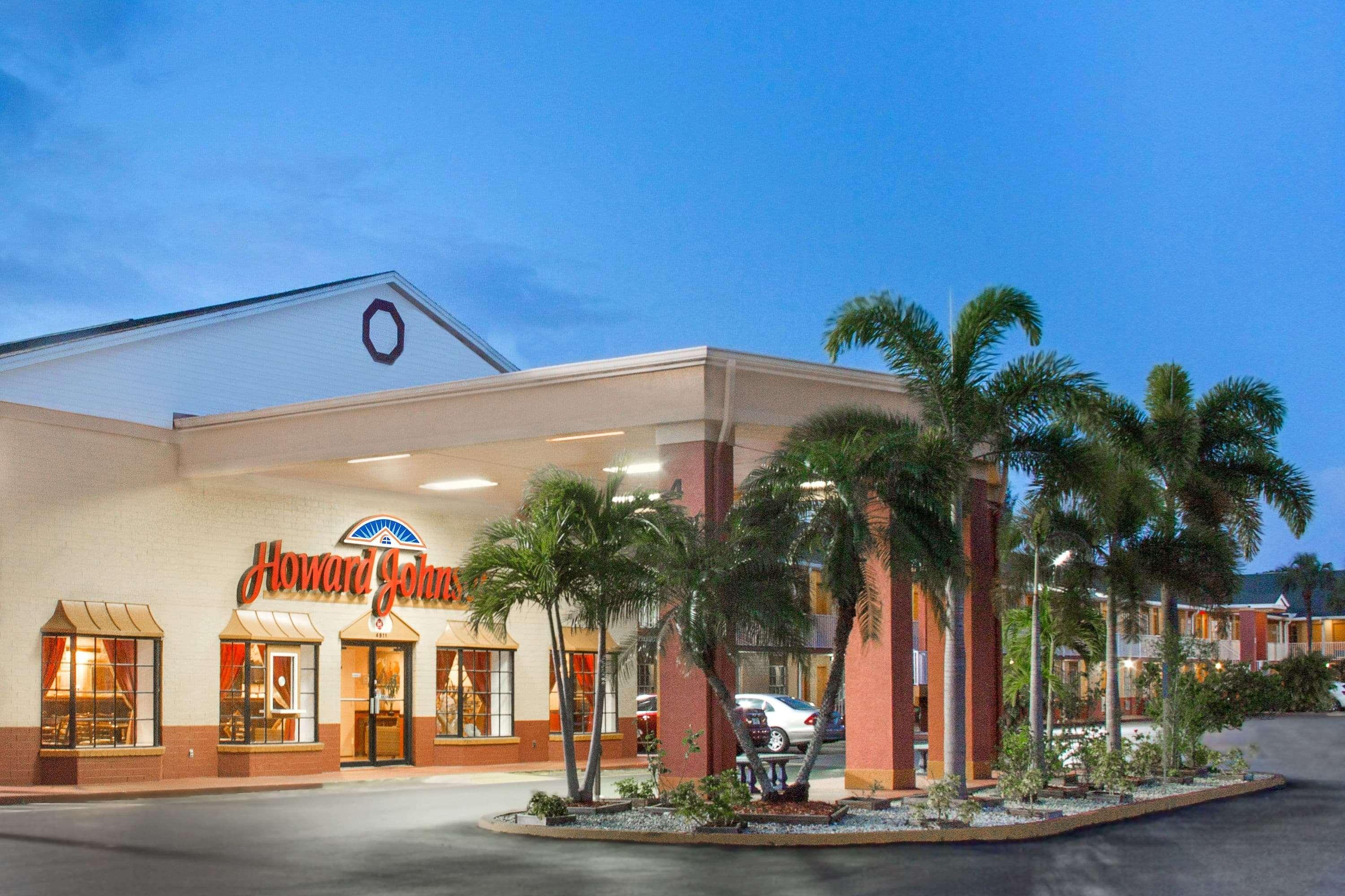 Howard Johnson By Wyndham Ft. Myers Fl Форт Майерс Екстериор снимка